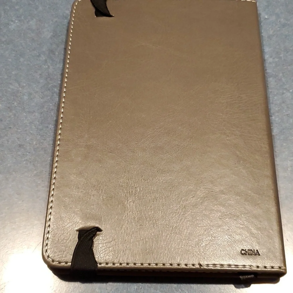 Unused Grey Journal, place keeper ribbon- Like NEW 🖤 8x5.5